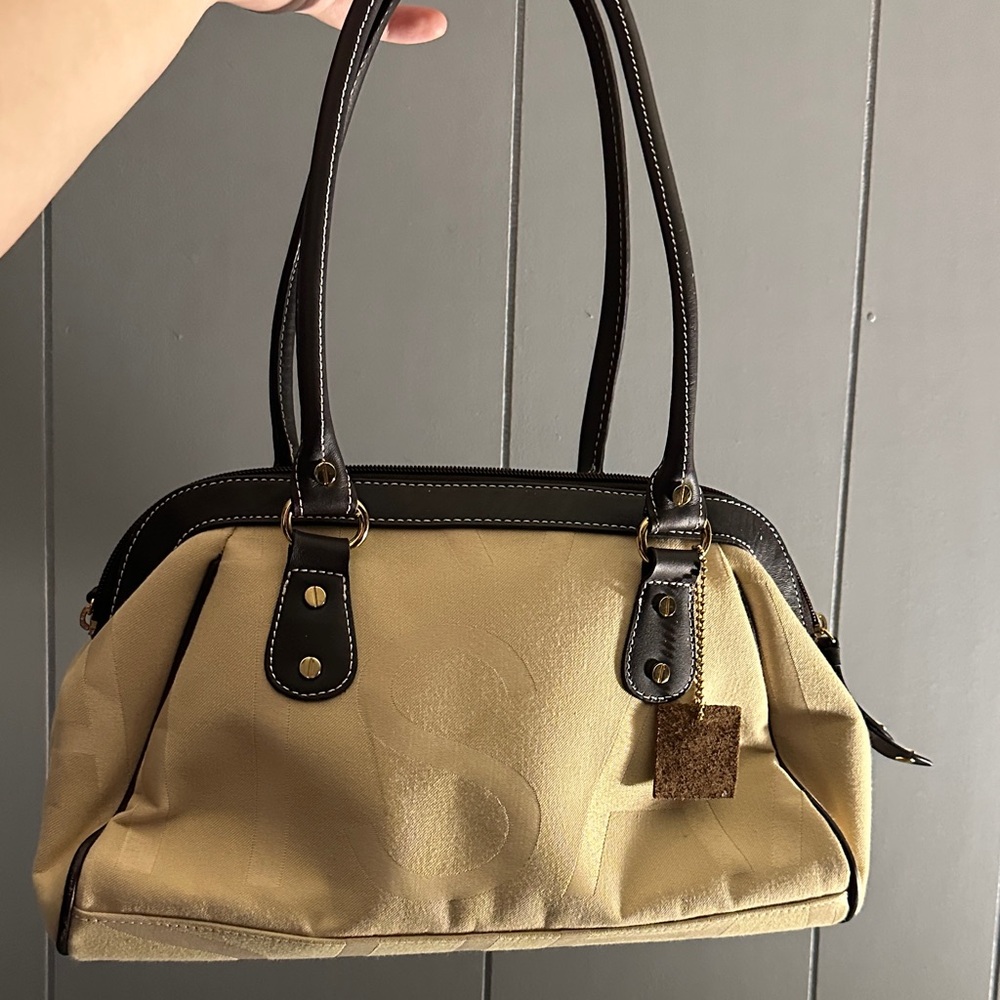 Isaac Mizrahi Tan and Black Shoulder Bag